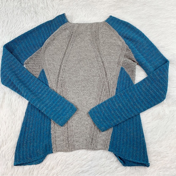 Helmut Lang long sleeve Color-block pullover sweater asymmetrical hem in grey - Picture 8 of 8